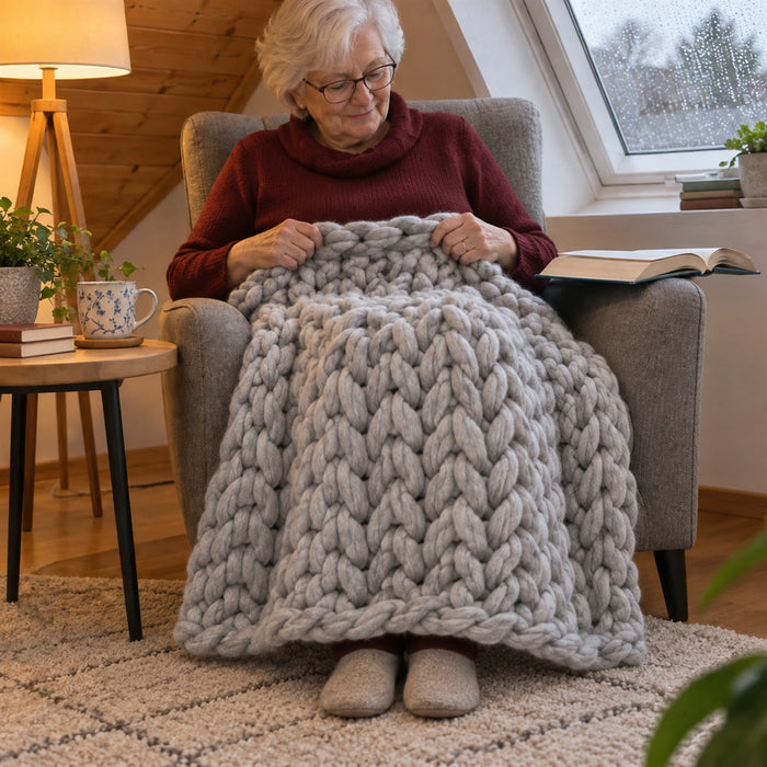 Grob gestrickte Gewichtsdecke als Kuscheldecke für Bett, Sofa und Sessel – dicke Maschen, atmungsaktiv, waschbar, für eine Person, 5 Farben
