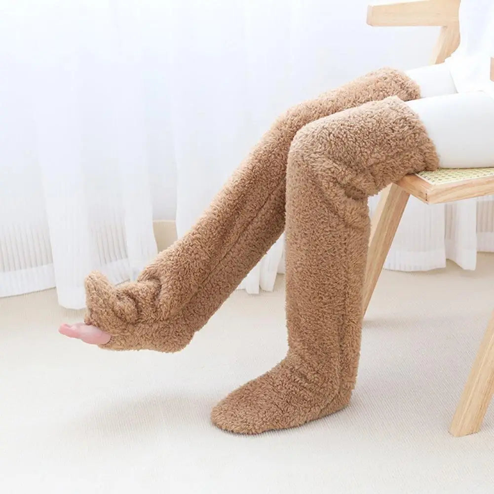 Lange Fleece-Stulpenstrümpfe aus Korallenfleece mit Fußöffnung für kalte Abende zu Hause – warm, weich, 5 Farben