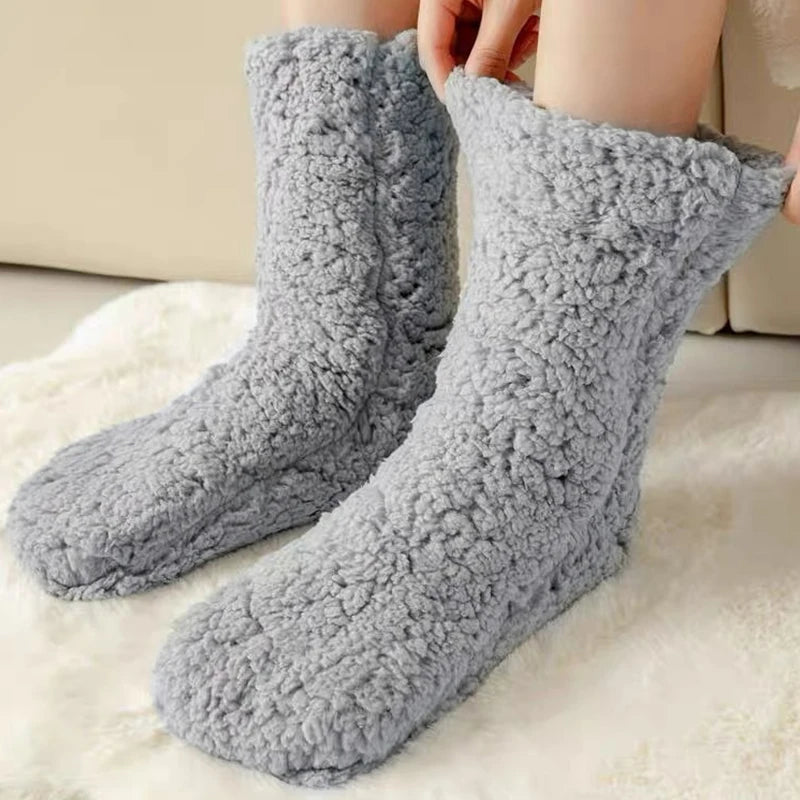 Warme Plüsch-Haussocken für den Winter für Zuhause, Fliesen und Altbau – kuschelweiches Plüsch, Schwarz, Rosa, Grau oder Braun