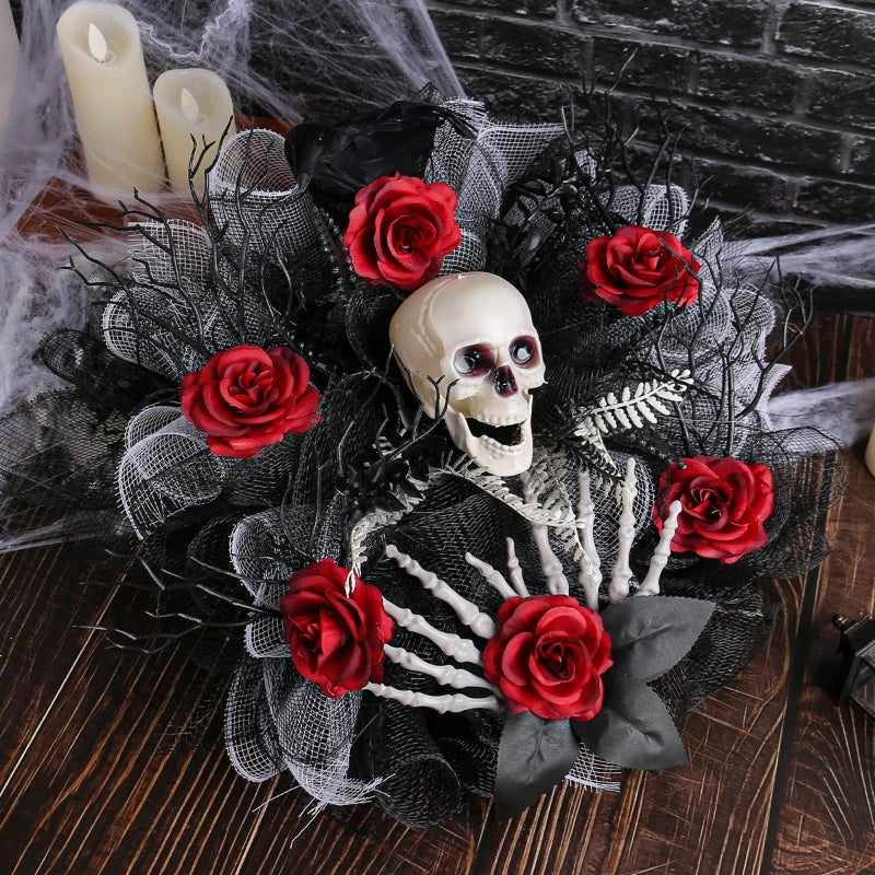 Halloween-Türkranz mit roten Rosen und Totenkopf für Haustür, Wand und Veranda – ca. 40 cm, Tüll, Skeletthände, Gothic-Stil, wiederverwendbar