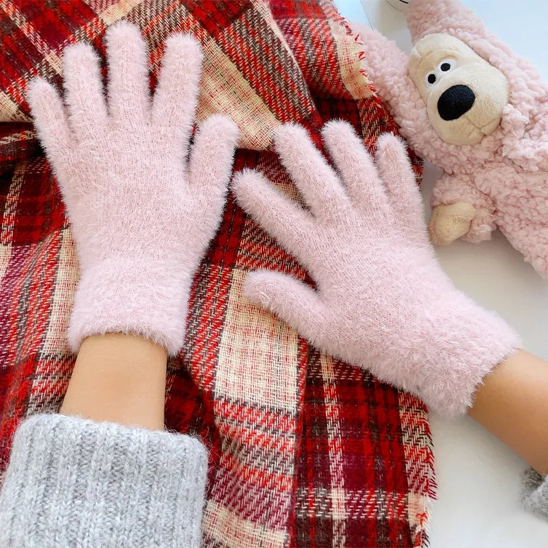 Weiche Plüsch-Winterhandschuhe für Damen für kalte Tage, Arbeitsweg und Spaziergang – Handschuhe in Schwarz, Weiß, Khaki, Rosa