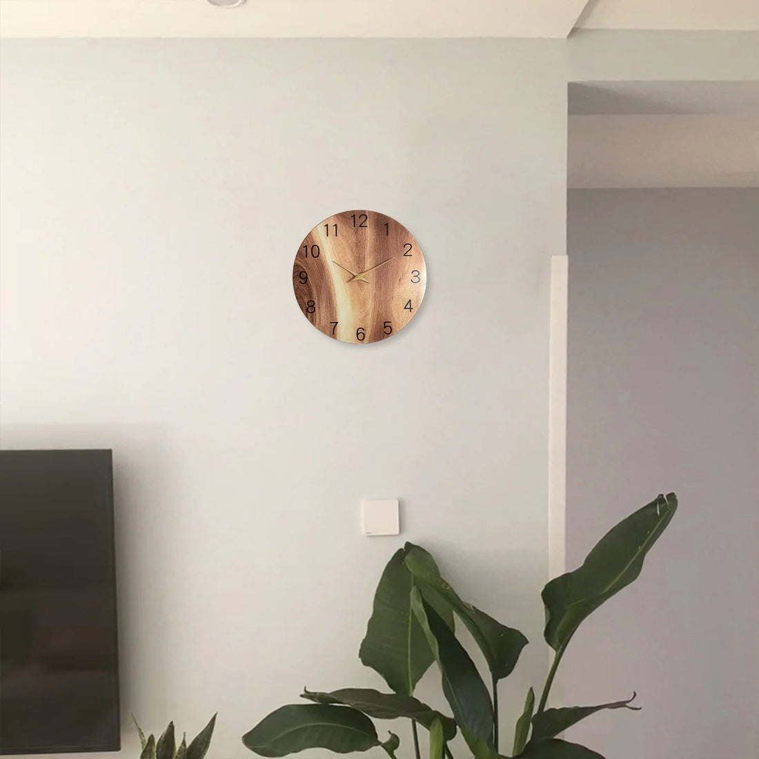 Wanduhr aus gehärtetem Glas mit Holzmaserung und Zeigern aus Massivholz für das Wohnzimmer – 29,7 bis 39,5 cm (12–16 Zoll), rund, geräuscharm