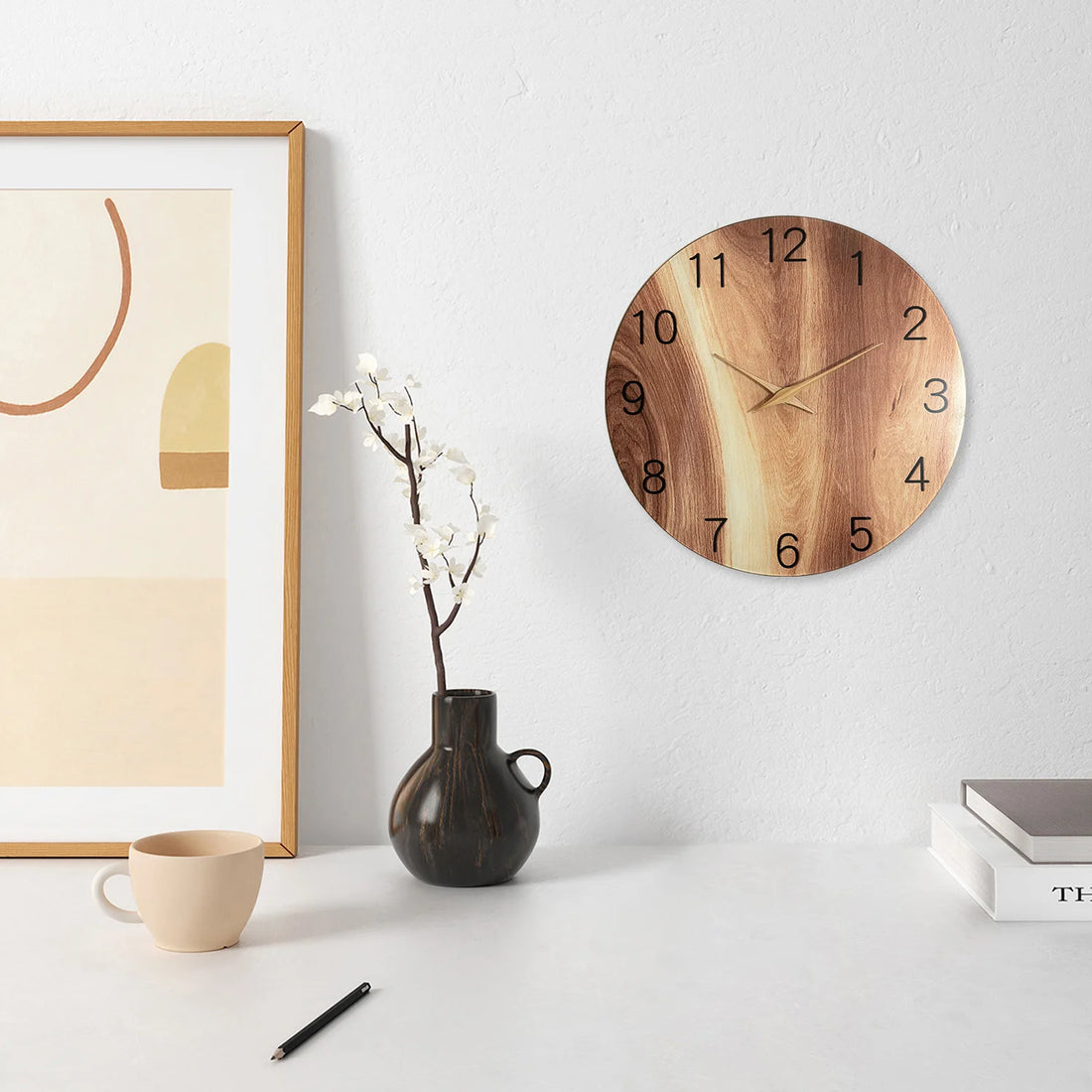 Wanduhr aus gehärtetem Glas mit Holzmaserung und Zeigern aus Massivholz für das Wohnzimmer – 29,7 bis 39,5 cm (12–16 Zoll), rund, geräuscharm