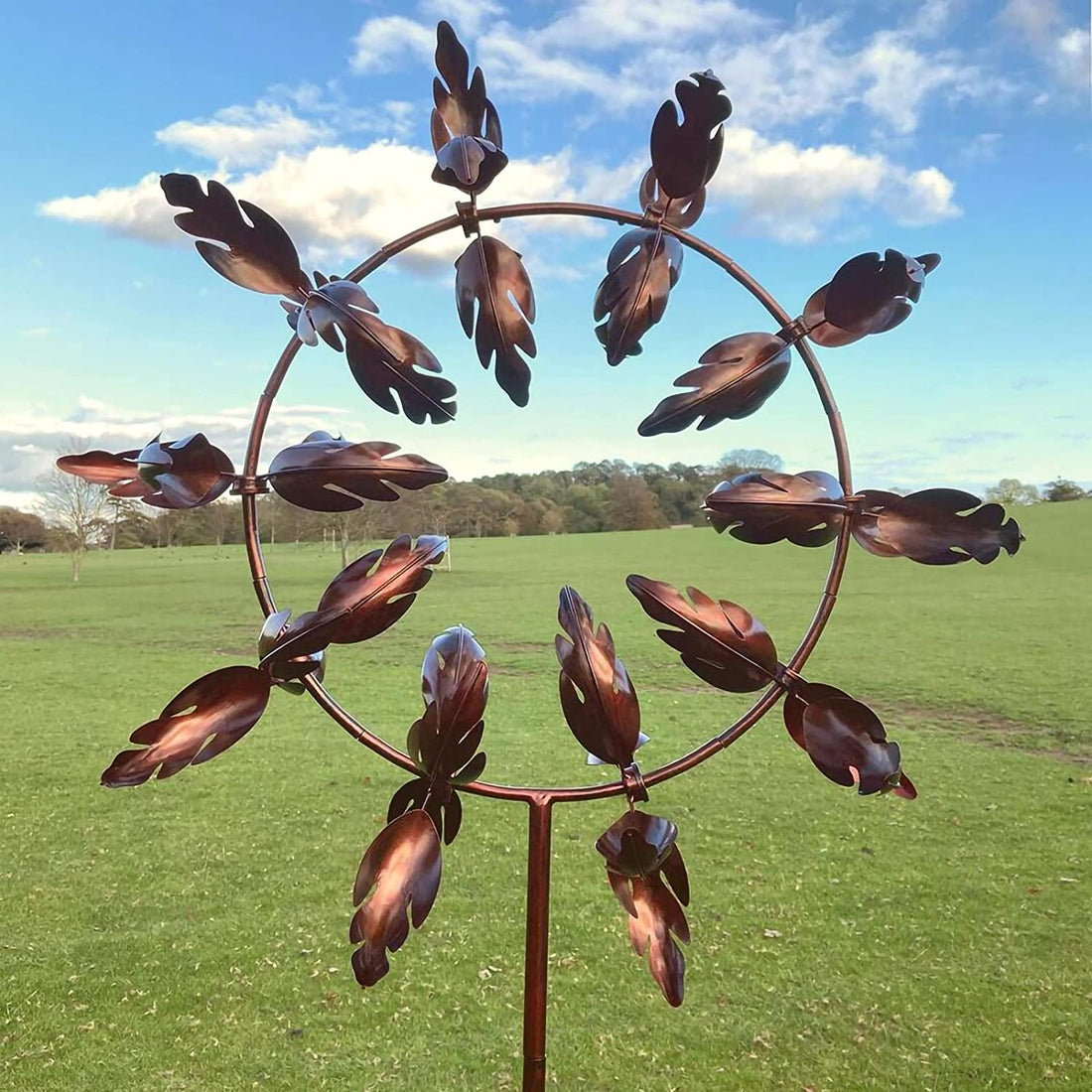 Kinetisches Windspiel aus Metall als Gartendeko für Beet, Rasen und Terrasse – dreht schon bei leichtem Wind, Gold, Silber oder mehrfarbig