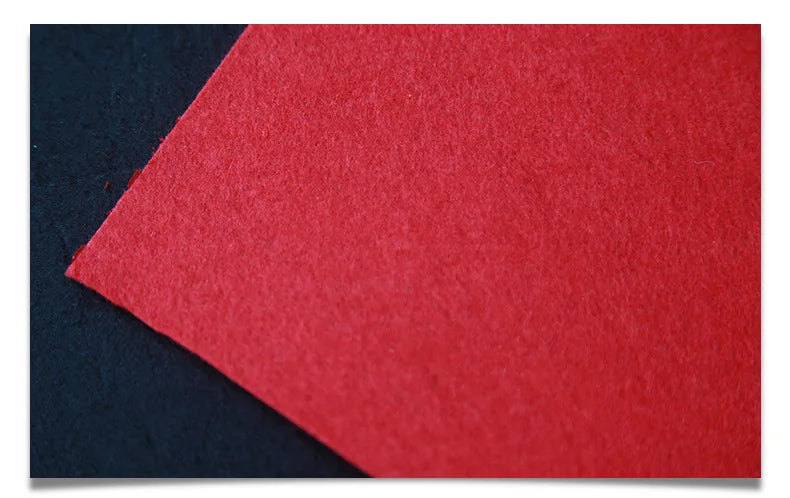 Roter Teppich als Gangläufer für Hochzeit, Bankett und Feiern – 1 m breit, 1 bis 13 m lang, 1 oder 2 mm dick, Vlies, für innen und außen