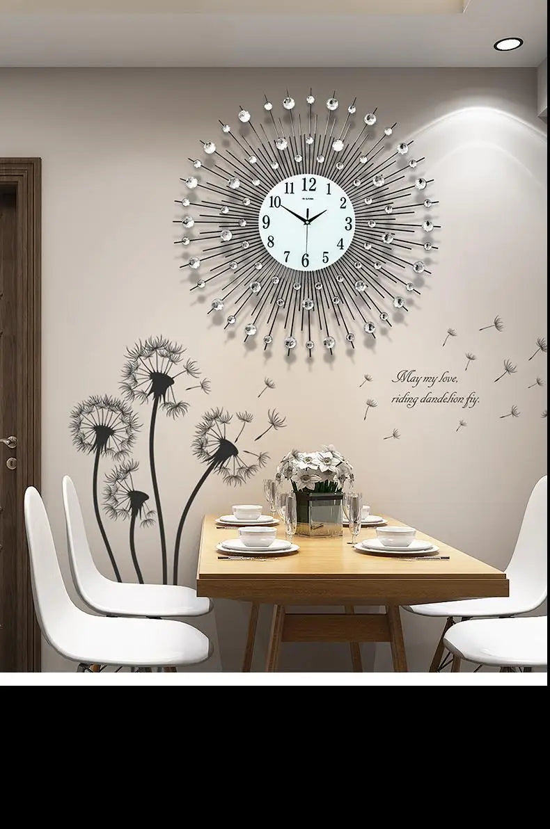 Große Wanduhr aus Metall mit Sonnenstrahl-Design im Vintage-Stil für das Wohnzimmer – 60 bis 80 cm, rund, Steinbesatz, Quarzwerk, Silber