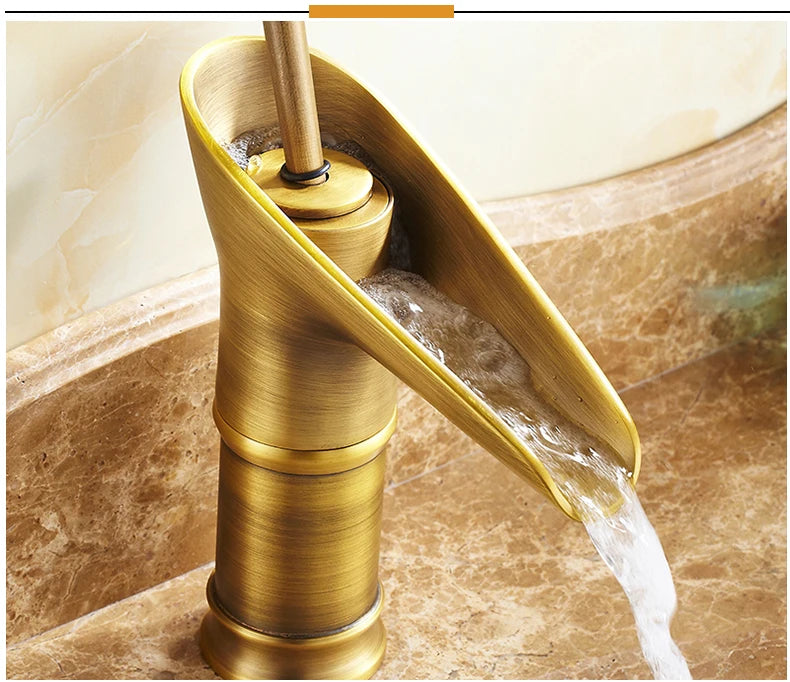 Klassische Waschtischarmatur aus Messing im Antik-Stil für das Badezimmer – Wasserfall-Auslauf, Einloch, Warm- und Kaltwasser, 13 Ausführungen