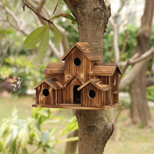 Handgefertigtes Vogelhaus aus Holz mit 6 Einfluglöchern für Garten, Balkon und Terrasse – natürliche Holzoptik, zum Aufhängen oder Aufstellen
