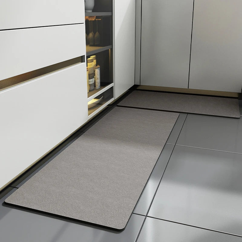 Einfarbige Kieselgur-Küchenmatte in Lederoptik für Küche, Eingang und Bad – 40 × 60 bis 50 × 160 cm, saugfähig, rutschfest, 6 Ausführungen