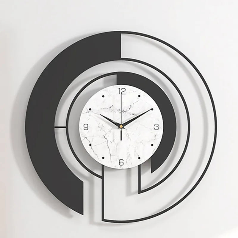 Wanduhr mit Metallrahmen und Zifferblatt in Marmoroptik für Wohnzimmer und Eingangsbereich – 46 × 46 cm, rund, geräuschlos, Gold oder Schwarz