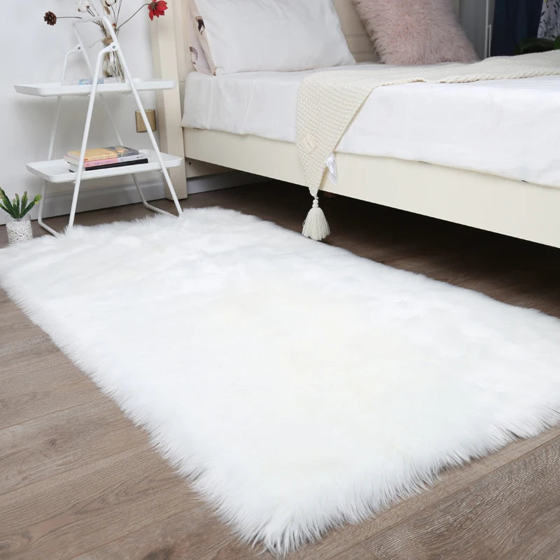 Hochflorteppich aus Kunstfell mit 5–6 cm Flor für Wohnzimmer und Schlafzimmer – 30 × 30 bis 100 × 200 cm, rechteckig, rutschfest, waschbar, 10 Farben