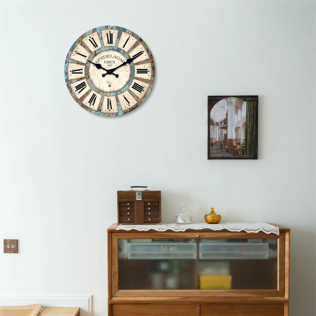 Runde Wanduhr aus Holz im Landhausstil mit römischen Ziffern für Küche, Wohnzimmer und Schlafzimmer – Ø ca. 25 bis 40 cm, Vintage-Optik, geräuschlos