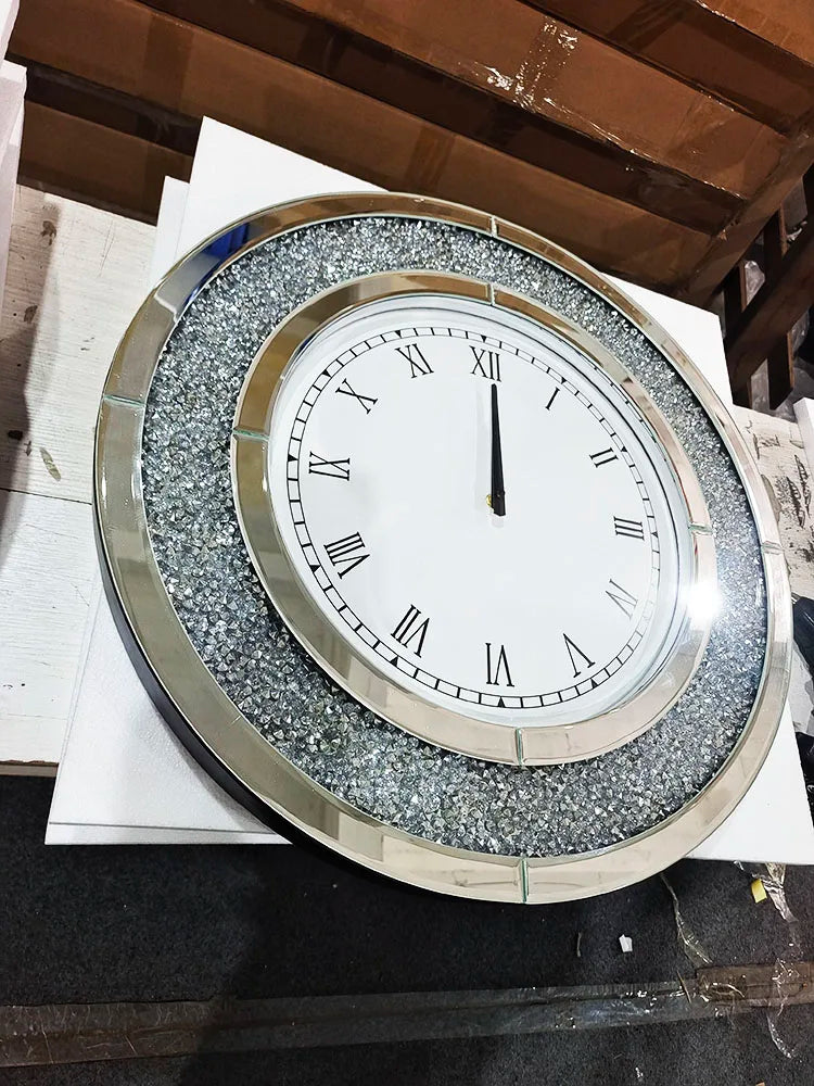 Große Spiegel-Wanduhr mit Glitzerring in Kristalloptik und römischen Ziffern für das Wohnzimmer – 60 × 60 cm, rund, gehärtetes Glas, 2 Ausführungen