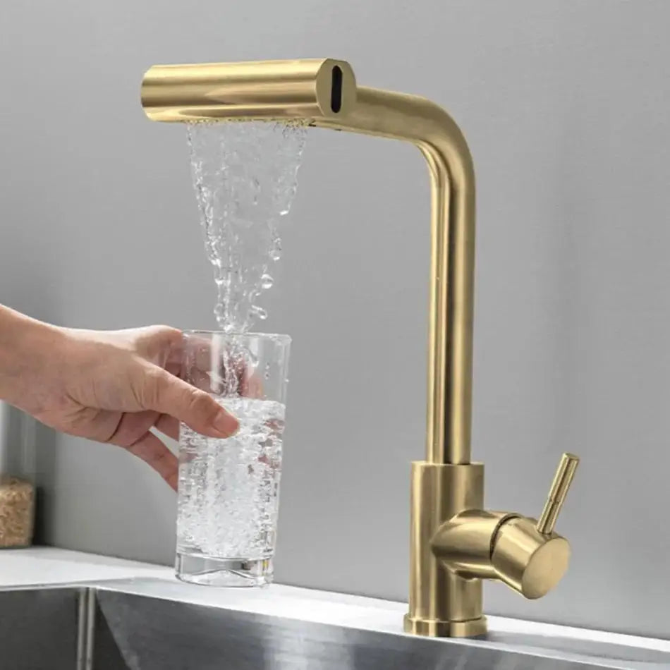 Ausziehbare Küchenarmatur aus Edelstahl 304 mit Schwenk-Sprühkopf für die Spüle – 360° drehbar, Wasserfall- und Brausestrahl, Einhebelmischer, Gold