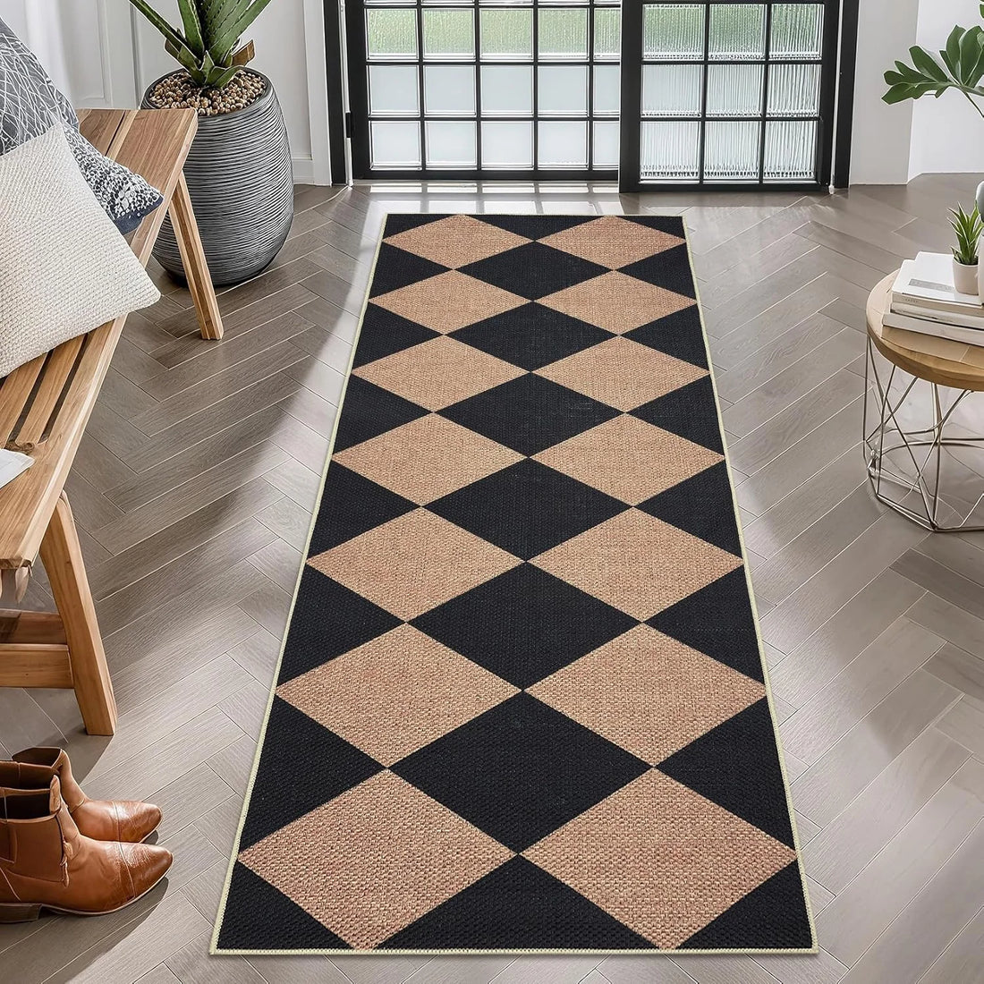 Karierter Teppichläufer in Schwarz und Creme für Flur, Küche und Eingang – 40 × 120 oder 50 × 150 cm, Polyester, rutschfest, waschbar, 6 Motive