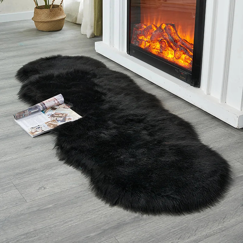 Weicher Teppich in Schaffell-Optik aus Kunstfell für Wohnzimmer, Schlafzimmer und Sessel – 50 × 80 bis 80 × 200 cm, unregelmäßige Form, 9 Farben