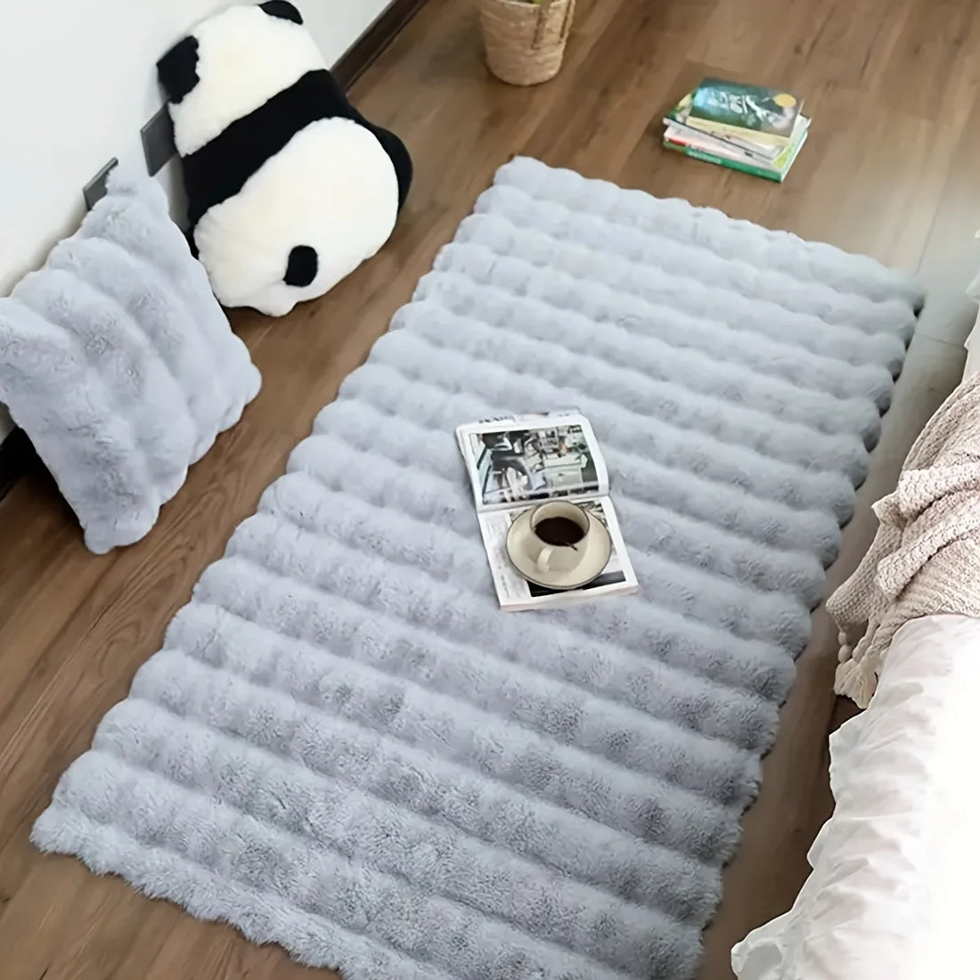 Teppich aus Kaninchenfell-Imitat mit Wildlederrückseite für Wohnzimmer und Schlafzimmer – 60 × 90 bis 60 × 180 cm, maschinenwaschbar, 4 Farben