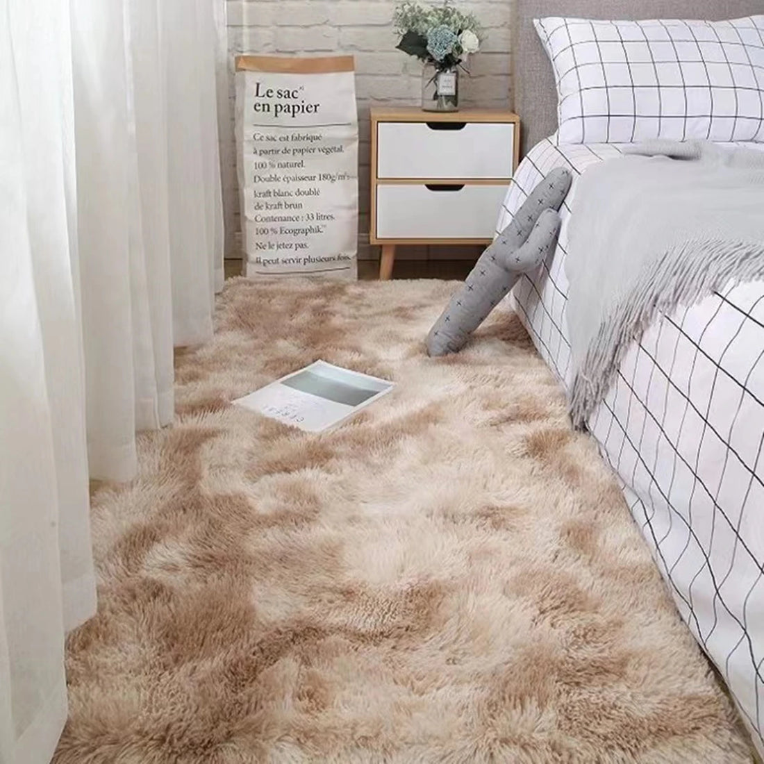 Zotteliger Plüsch-Läufer mit Batikfärbung als Bettvorleger für Schlafzimmer und Wohnzimmer – 40 × 120 bis 80 × 200 cm, weich, rutschfest, 3 Farben