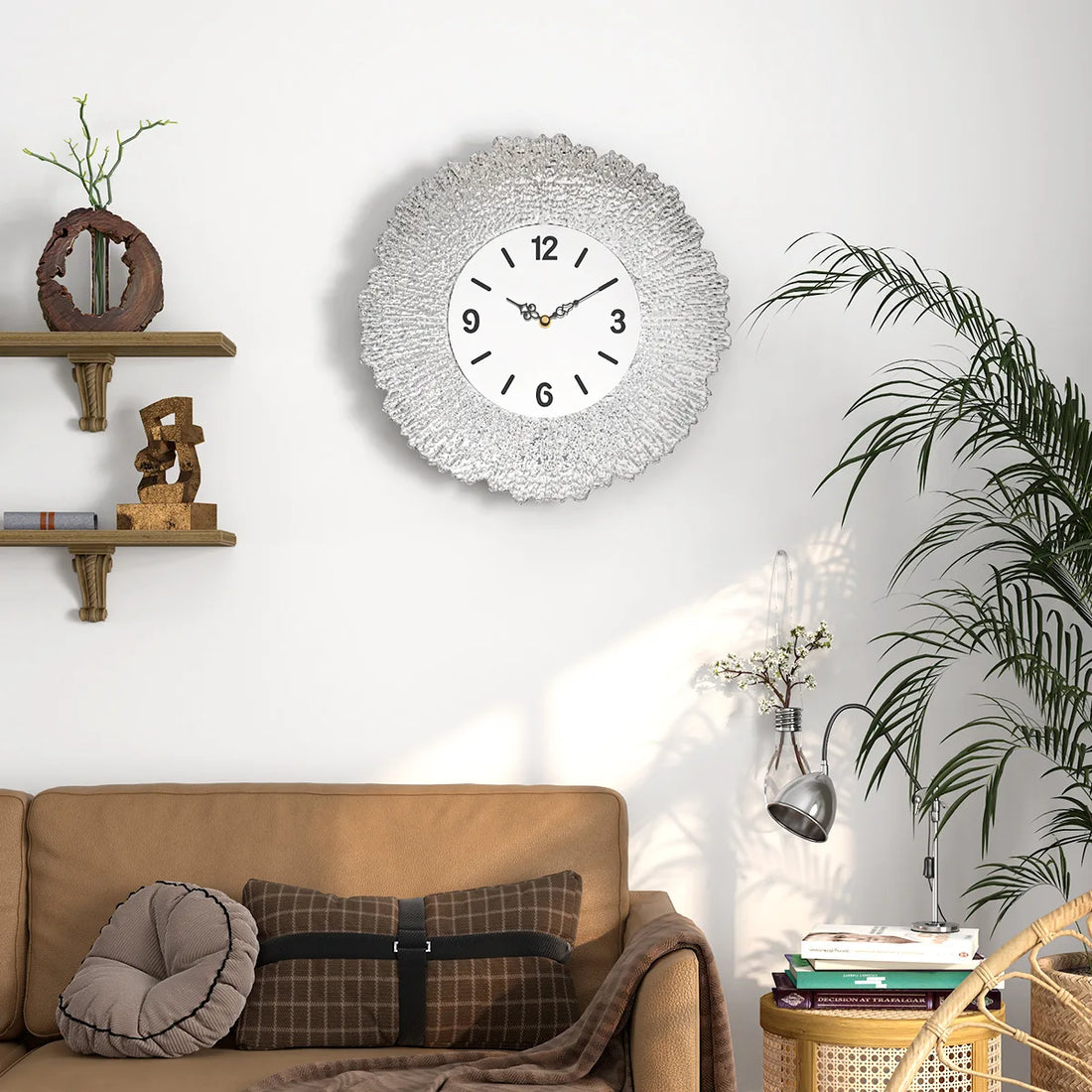 Lautlose Wanduhr mit strukturiertem Zierrahmen in Silber oder Gold für Wohnzimmer, Schlafzimmer und Küche – Ø 33 cm, rund, Quarz-Sweep-Uhrwerk