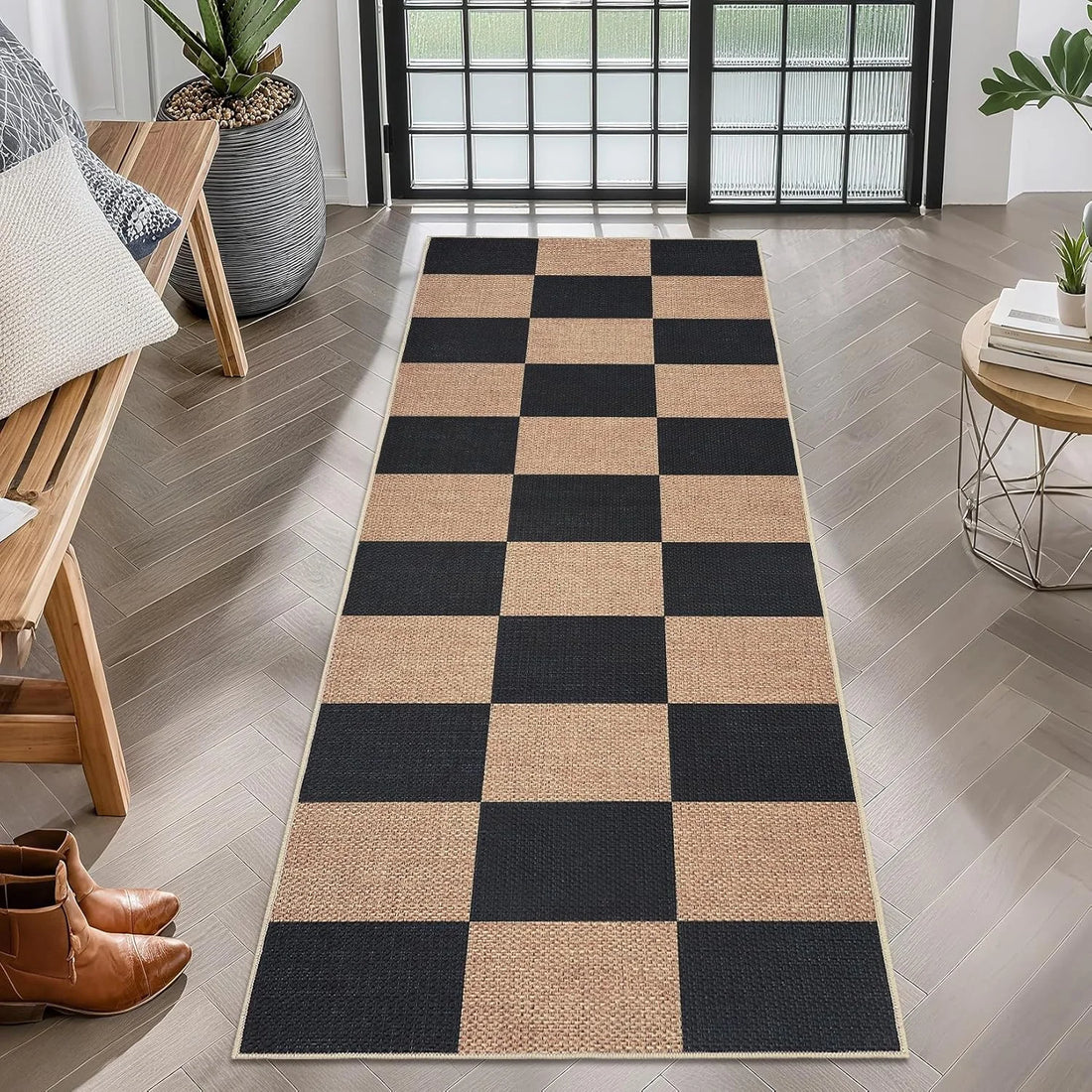 Karierter Teppichläufer in Schwarz und Creme für Flur, Küche und Eingang – 40 × 120 oder 50 × 150 cm, Polyester, rutschfest, waschbar, 6 Motive