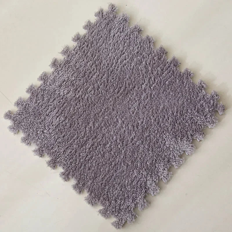 Plüsch-Puzzlematten aus EVA-Schaum als Spielteppich für Baby und Kinder – je 30 × 30 × 1 cm, steckbar, rutschfest, 10 oder 20 Stück, 15 Farben