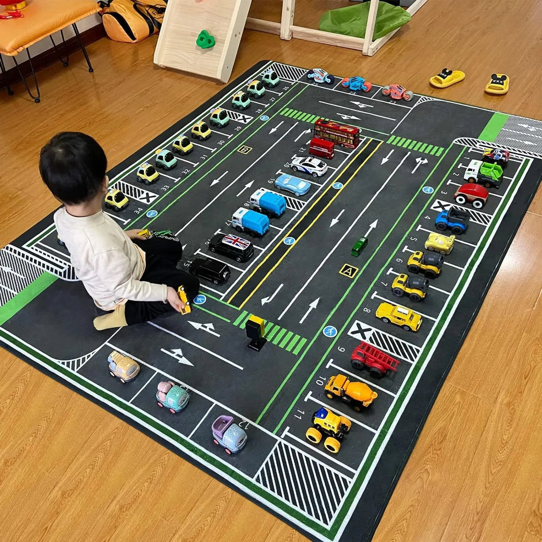 Spielteppich mit Straßen und Parkplätzen oder Gamer-Motiv für Kinderzimmer und Wohnzimmer – 50 × 80 bis 120 × 160 cm, Flanell, rutschfest, 5 Motive