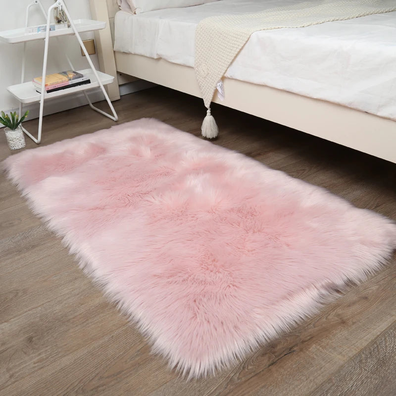 Hochflorteppich aus Kunstfell mit 5–6 cm Flor für Wohnzimmer und Schlafzimmer – 30 × 30 bis 100 × 200 cm, rechteckig, rutschfest, waschbar, 10 Farben