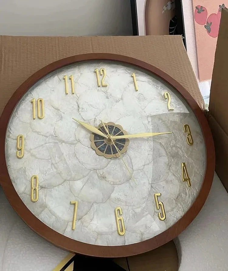Wanduhr mit Perlmutt- und Abalone-Muscheleinlage für Wohnzimmer und Schlafzimmer – Ø 40 cm, rund, geräuschlos, Walnussholz oder Legierung