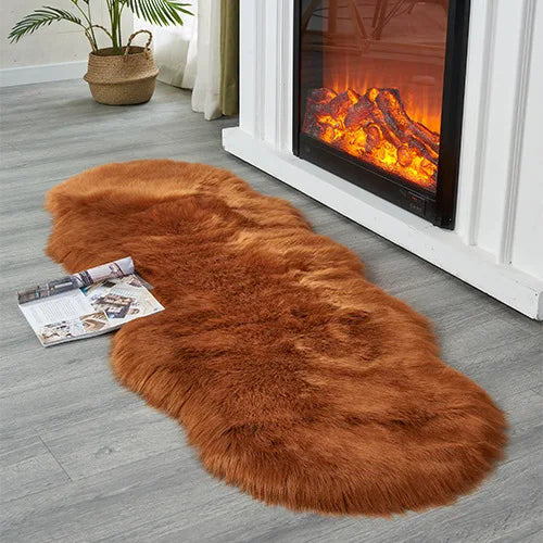 Weicher Teppich in Schaffell-Optik aus Kunstfell für Wohnzimmer, Schlafzimmer und Sessel – 50 × 80 bis 80 × 200 cm, unregelmäßige Form, 9 Farben