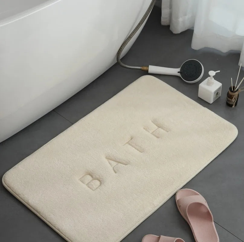 Saugfähige Badematte aus Korallenfleece mit Memory-Schaum und BATH-Prägung für Bad, Küche und Wohnzimmer – 40 × 60 cm, rutschfest, weich, 4 Farben