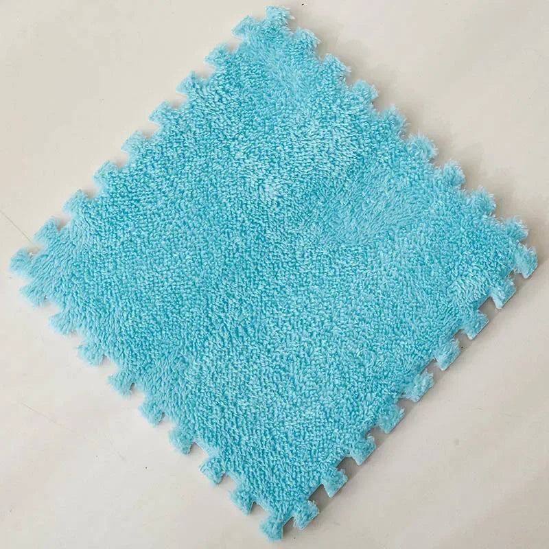 Plüsch-Puzzlematten aus EVA-Schaum als Spielteppich für Baby und Kinder – je 30 × 30 × 1 cm, steckbar, rutschfest, 10 oder 20 Stück, 15 Farben