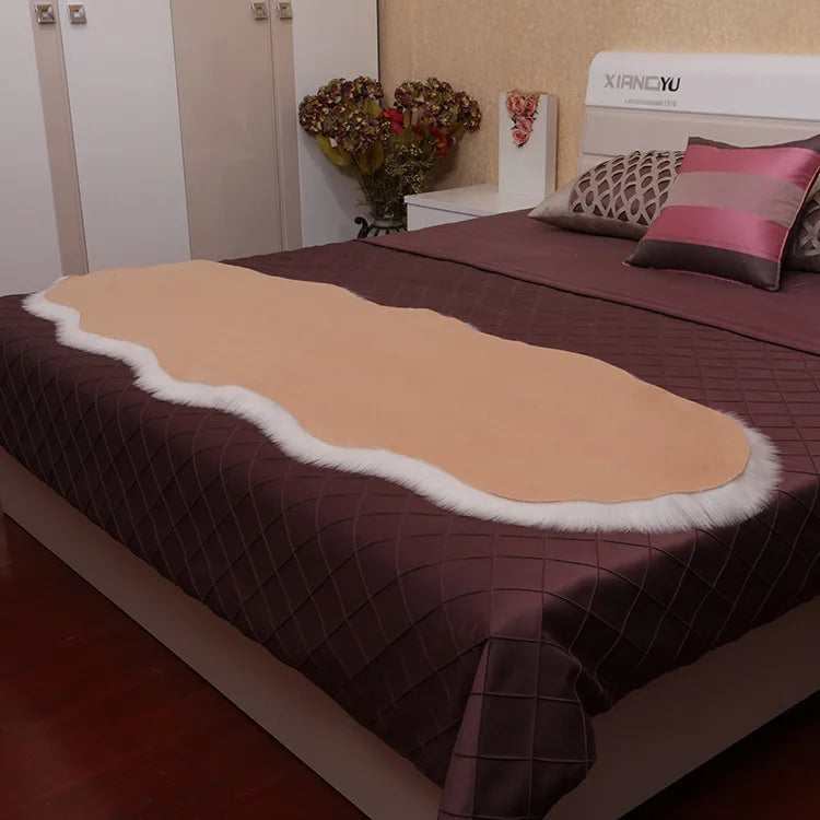 Weicher Teppich in Schaffell-Optik aus Kunstfell für Wohnzimmer, Schlafzimmer und Sessel – 50 × 80 bis 80 × 200 cm, unregelmäßige Form, 9 Farben