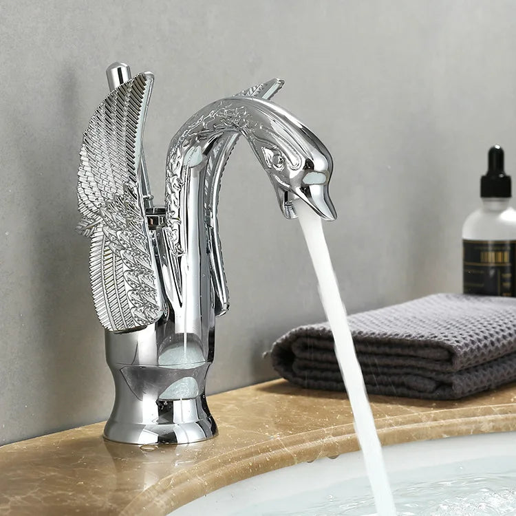 Waschtischarmatur in Schwanenform mit Flügeln aus Messing für das Badezimmer-Waschbecken – Einhebelmischer, 18,5 oder 28,5 cm hoch, 3 Farben