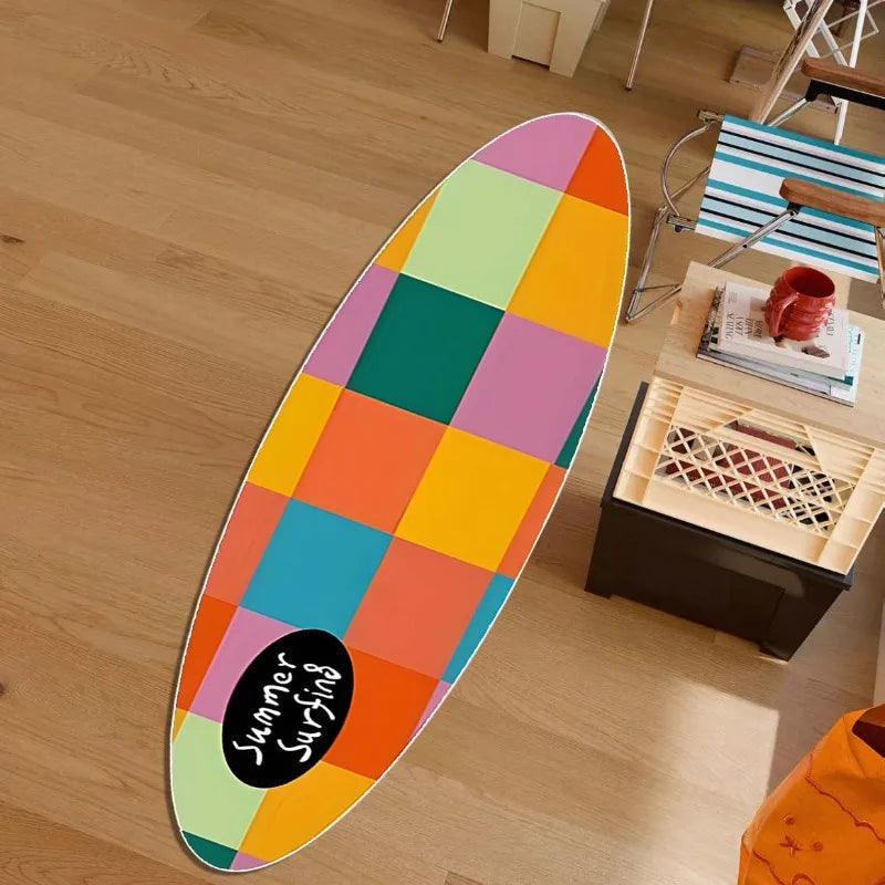 Teppich in Surfbrett-Form mit Schachbrettmuster als Bettvorleger für Schlafzimmer und Wohnzimmer – 40 × 120 bis 60 × 180 cm, Flanell, rutschfest