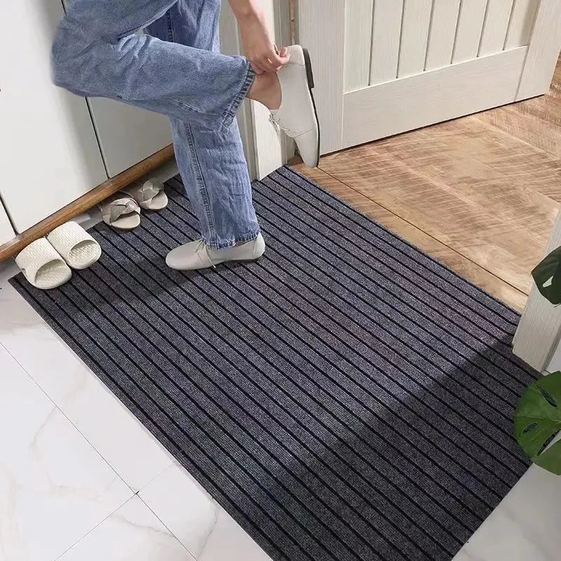 Gestreifter Läufer aus Polyester mit Gummirücken für Küche, Flur und Eingang – 40 × 80 bis 50 × 300 cm, 0,6 cm dick, rutschfest, Rot, Braun, Grau