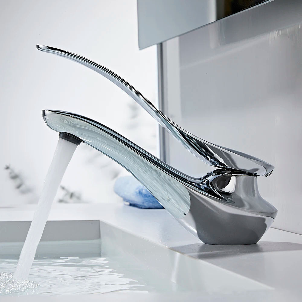 Einhebel-Waschtischarmatur aus Messing für das Badezimmer-Waschbecken – Einlochmontage, Warm- und Kaltwasser, Keramikkartusche, Chrom