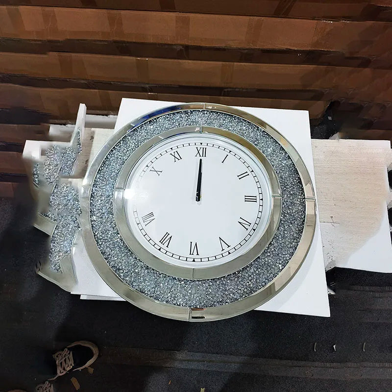 Große Spiegel-Wanduhr mit Glitzerring in Kristalloptik und römischen Ziffern für das Wohnzimmer – 60 × 60 cm, rund, gehärtetes Glas, 2 Ausführungen