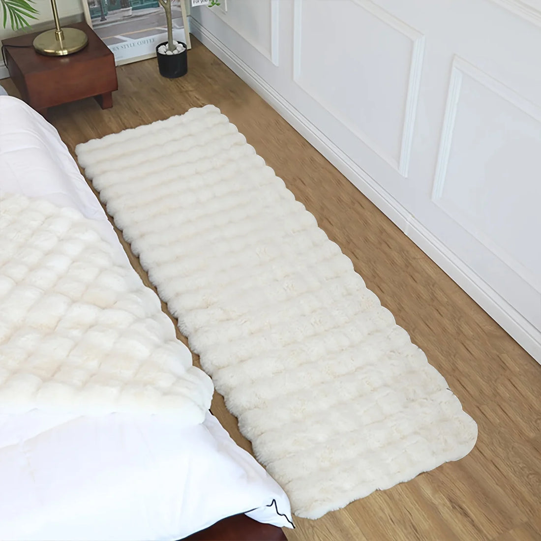 Teppich aus Kaninchenfell-Imitat mit Wildlederrückseite für Wohnzimmer und Schlafzimmer – 60 × 90 bis 60 × 180 cm, maschinenwaschbar, 4 Farben