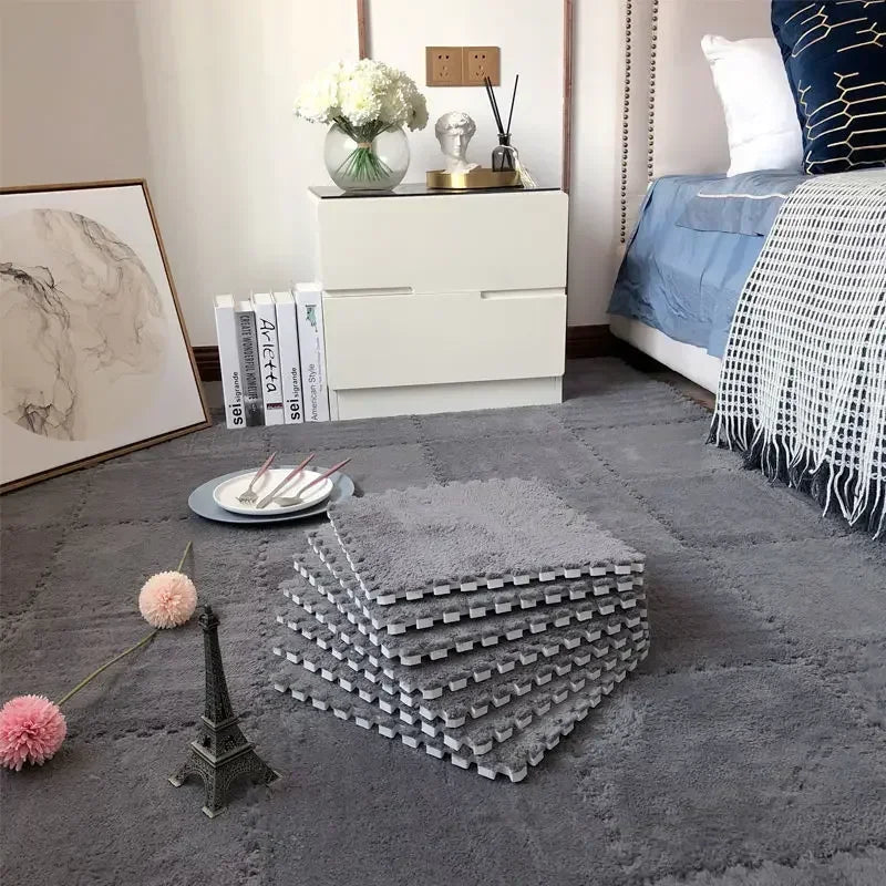 Flauschige Plüsch-Puzzlematten aus Schaumstoff zum Zusammenstecken fürs Wohnzimmer – je 30 × 30 cm, quadratisch, ineinandergreifend, 1 bis 16 Stück