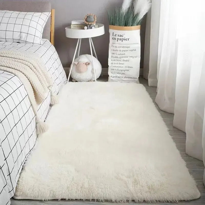 Weicher Teppich in Seidenwoll-Optik als Bettvorleger für Schlafzimmer und Eingang – 40 × 60 bis 80 × 200 cm, rutschfest, waschbar, 7 Farben