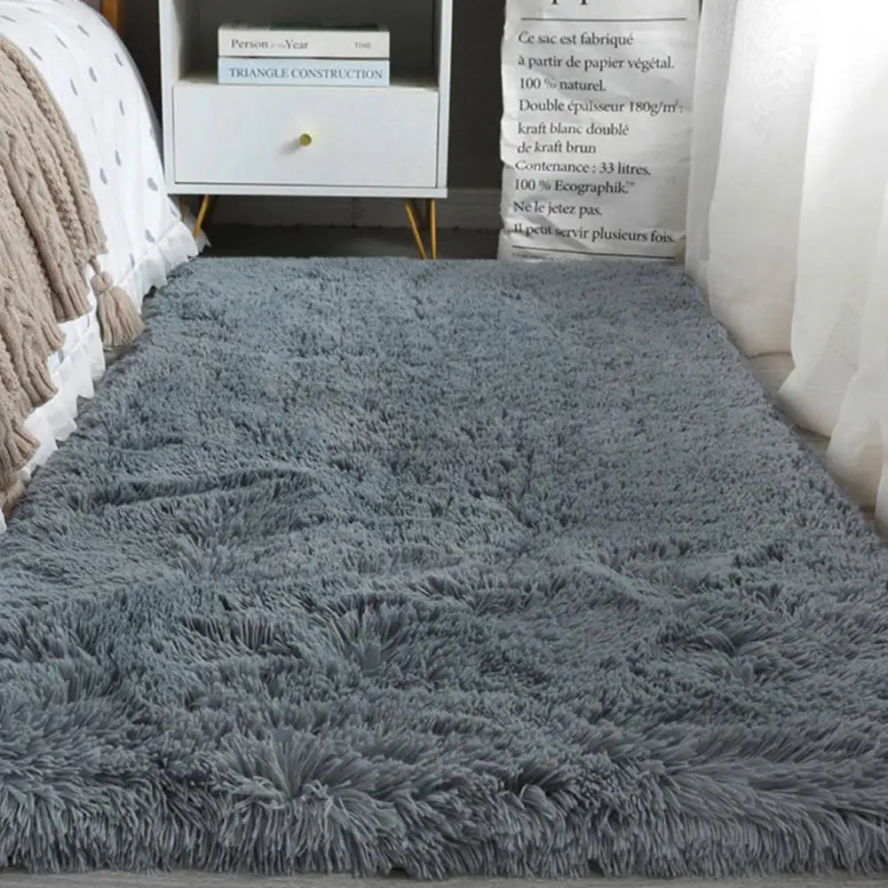 Flauschiger Hochflor-Teppich in Uni-Farbe für Schlafzimmer und Wohnzimmer – 40 × 60 bis 140 × 200 cm, rutschfeste Noppen, eingefasster Rand, 6 Farben
