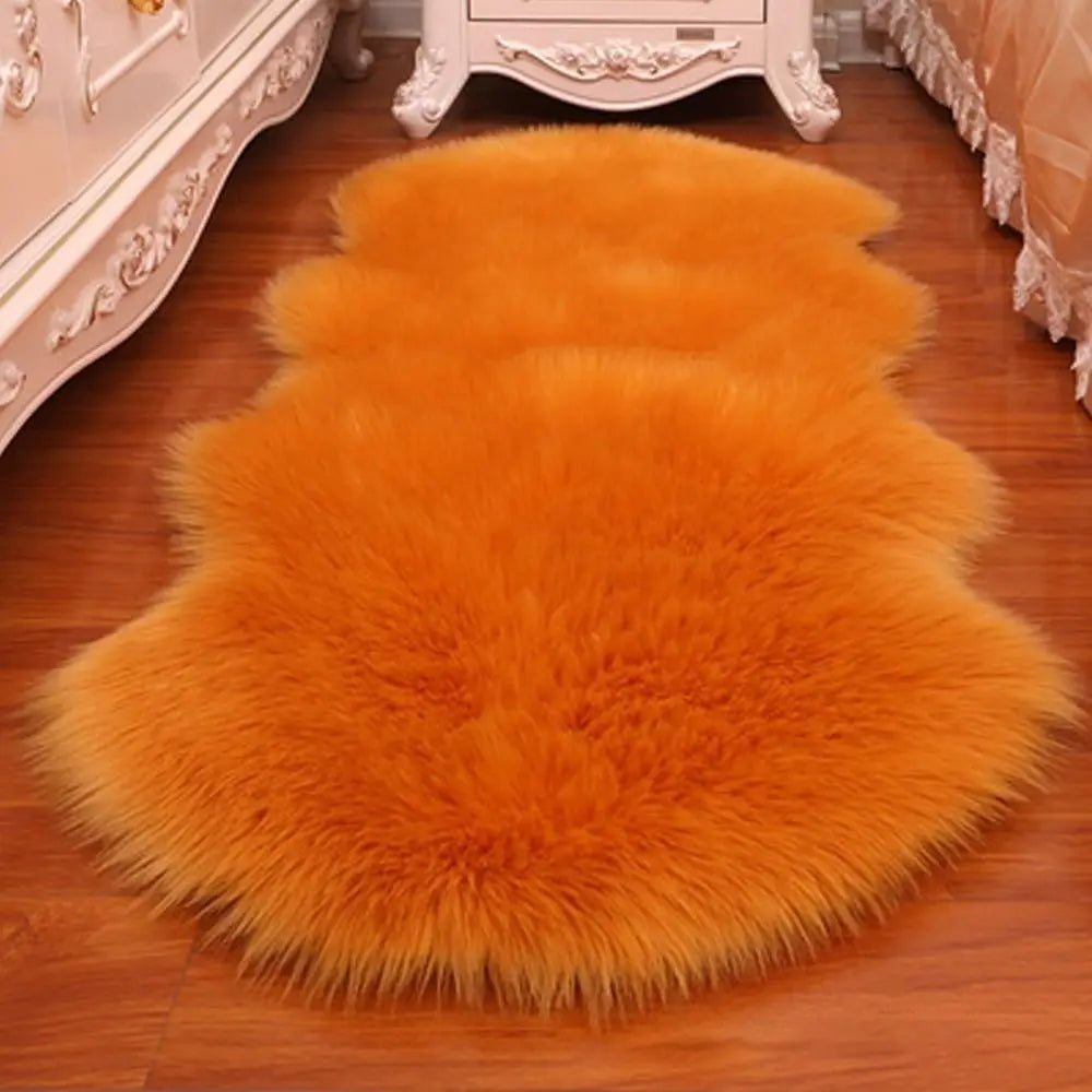 Flauschiger Kunstfell-Teppich in Schaffell-Optik für Wohnzimmer und Schlafzimmer – 40 × 60 oder 60 × 90 cm, unregelmäßige Form, Langhaar, 10 Farben