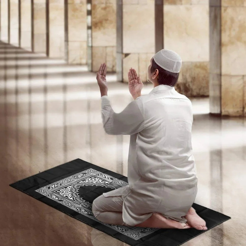 Wasserdichter Reise-Gebetsteppich mit Qibla-Kompass und Tasche für unterwegs und draußen – 100 × 60 cm, beschwerte Ecken, bedruckt, 5 Farben