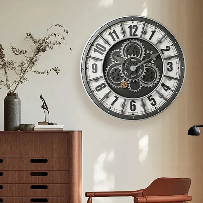 Steampunk-Wanduhr mit echten beweglichen Zahnrädern im Industrie-Stil für Wohnzimmer und Büro – 46 × 46 cm, römische Ziffern, 4 Ausführungen