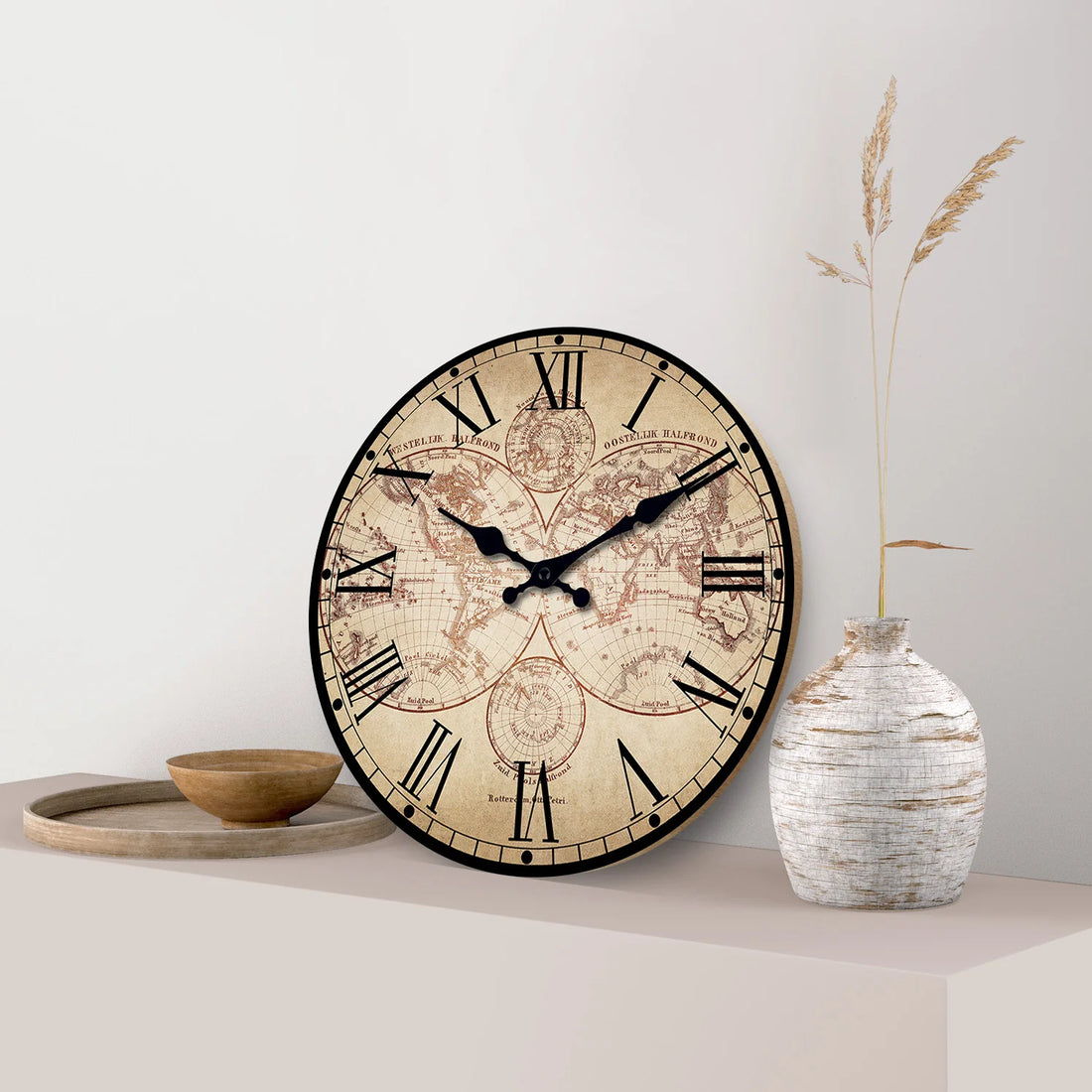 Holz-Wanduhr mit antiker Weltkarte und römischen Ziffern im Vintage-Stil für Wohnzimmer, Schlafzimmer und Küche – 24,7 bis 39,5 cm, rund, lautlos