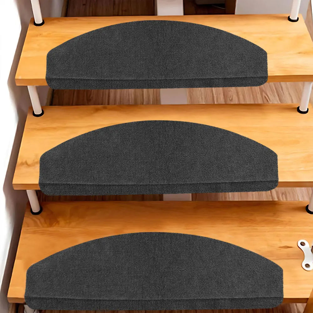 Selbstklebende Stufenmatten aus Polyester für Treppenstufen – 65 × 21 cm, halbrund, schalldämmend, pflegeleicht, 15er-Set, 3 Farben