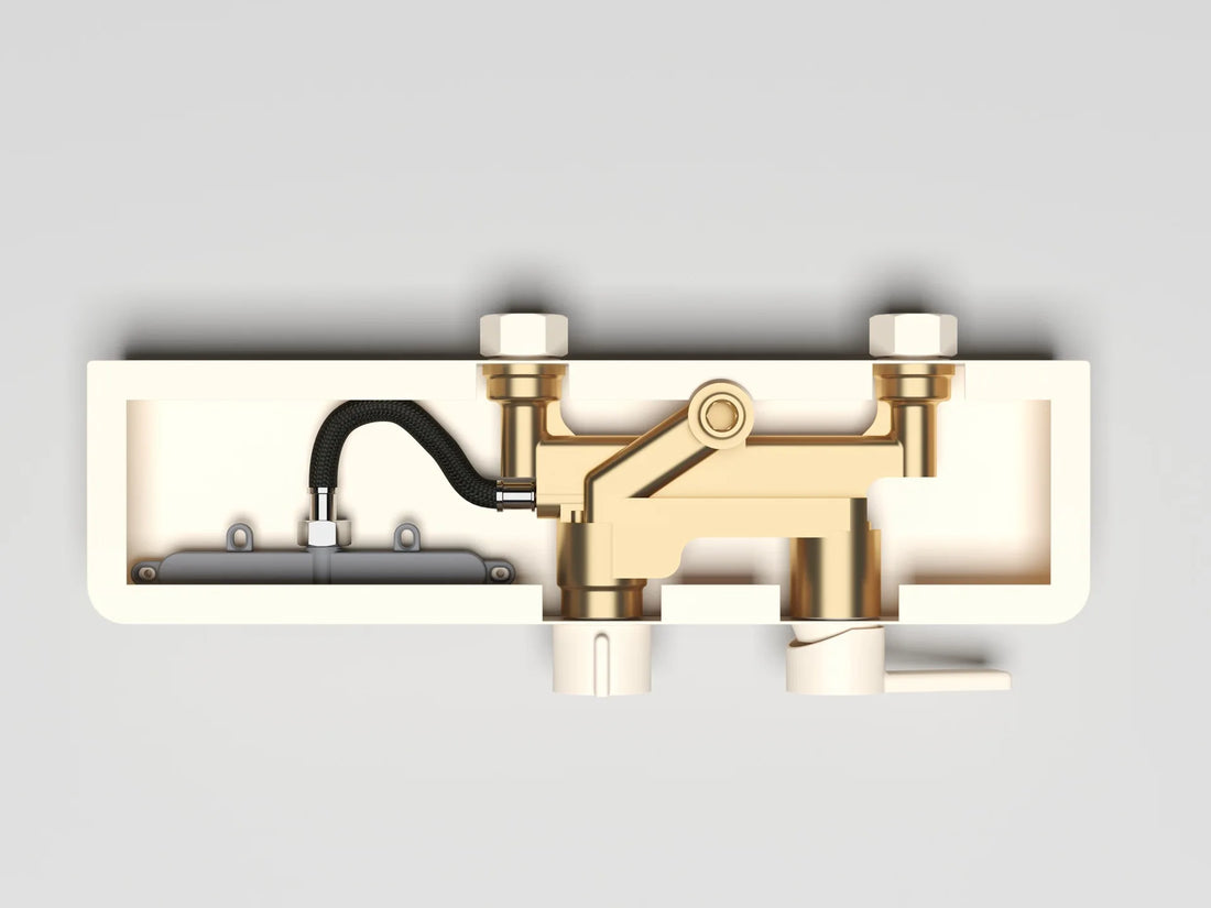 Aufputz-Duschsystem aus Messing mit Ablage und Knopfbedienung für das Badezimmer – 3 Funktionen, Kopfbrause 28 cm, Handbrause, Wannenstrahl, 6 Farben