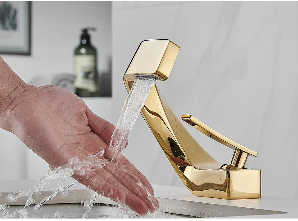 Einloch-Waschtischarmatur aus Messing mit Wasserfall-Auslauf für das Badezimmer – geschwungene Form, Einhebel, Warm- und Kaltwasser, 11 Farben