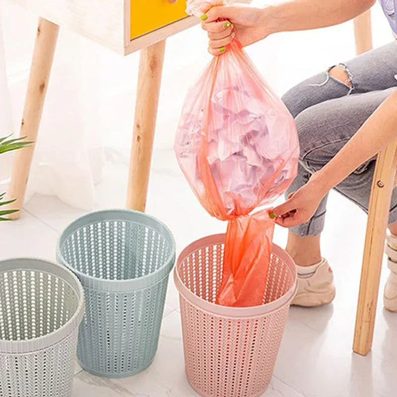 Offener Mülleimer in Flechtoptik mit abnehmbarem Beutel-Klemmring für Bad, Büro und Wohnzimmer – ohne Deckel, rund, Rosa oder Blau