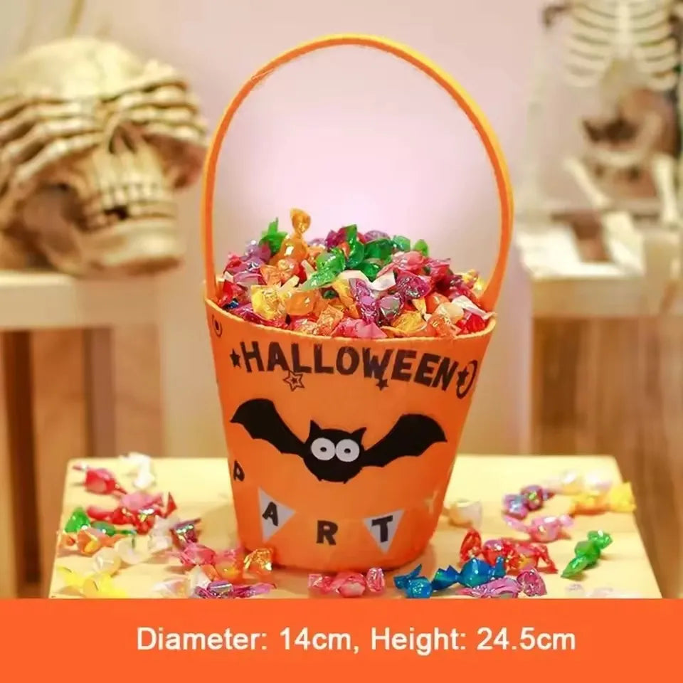 Halloween-Süßigkeiteneimer aus Vliesstoff für Kinder für Süßes-oder-Saures und Party – ca. 19 bis 24,5 cm hoch, Henkel, 4 Motive